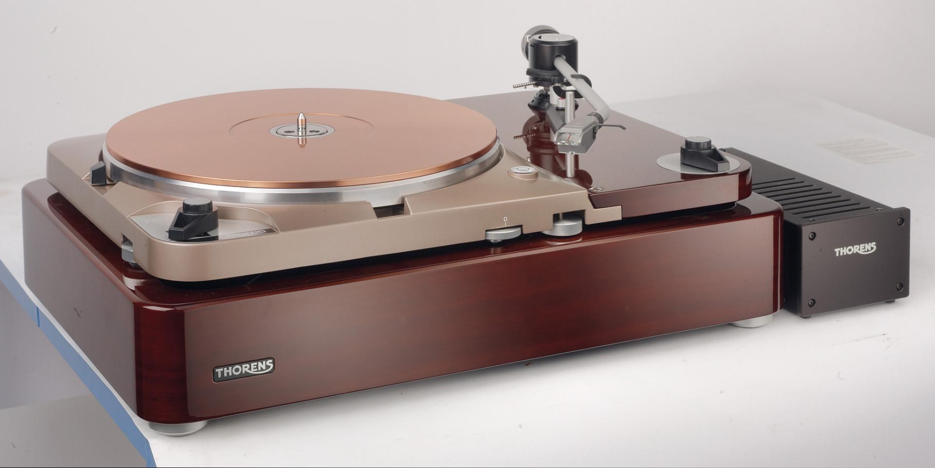 _thorens_td124_dd_exclusive_bild_1783340060.jpg