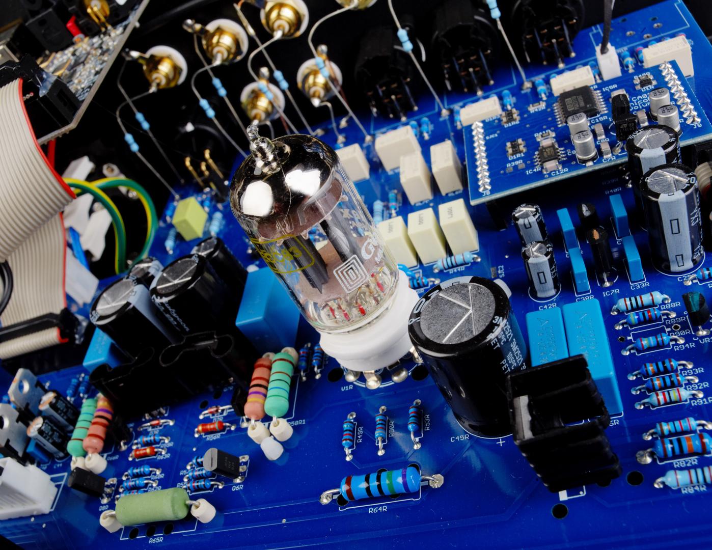 _unison_research_unico_pre_v2_dm_v2_bild_1793024808.jpg