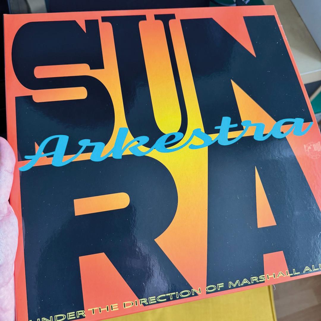 Platte Sun Ra Arkestra under the Direction of Marshall Allen – Lights on a Satellite (In & Out Records) im Test, Bild 