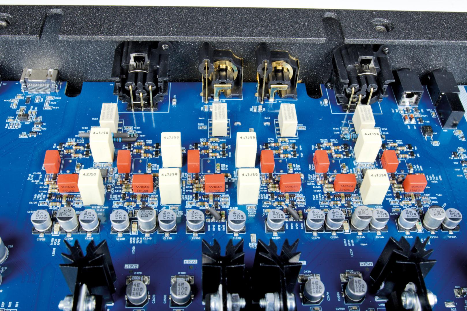 vollverstaerker_canor_virtus_i4s_und_dac_verto_d4s_bild_1784285172.jpg