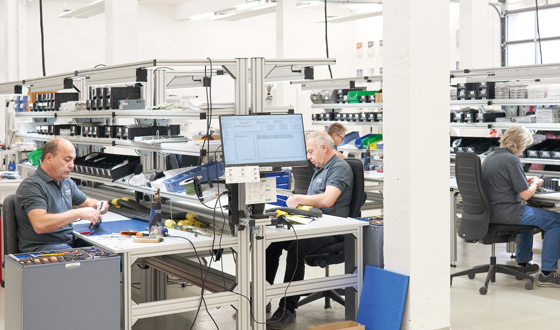 Analoges Hifi Transrotor TRA 9 mit AIR-Verkabelung - News, Bild 